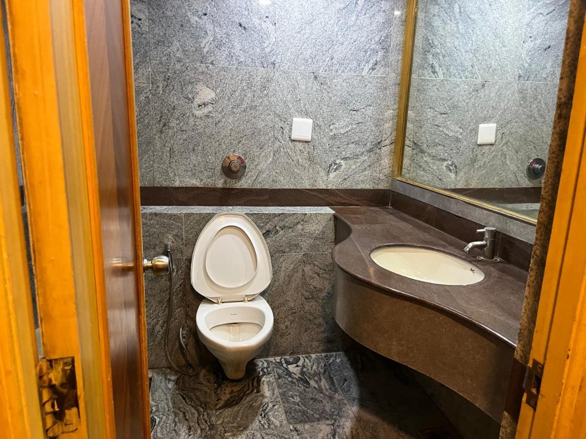 Asr Guesthouse Tirupati Ngoại thất bức ảnh