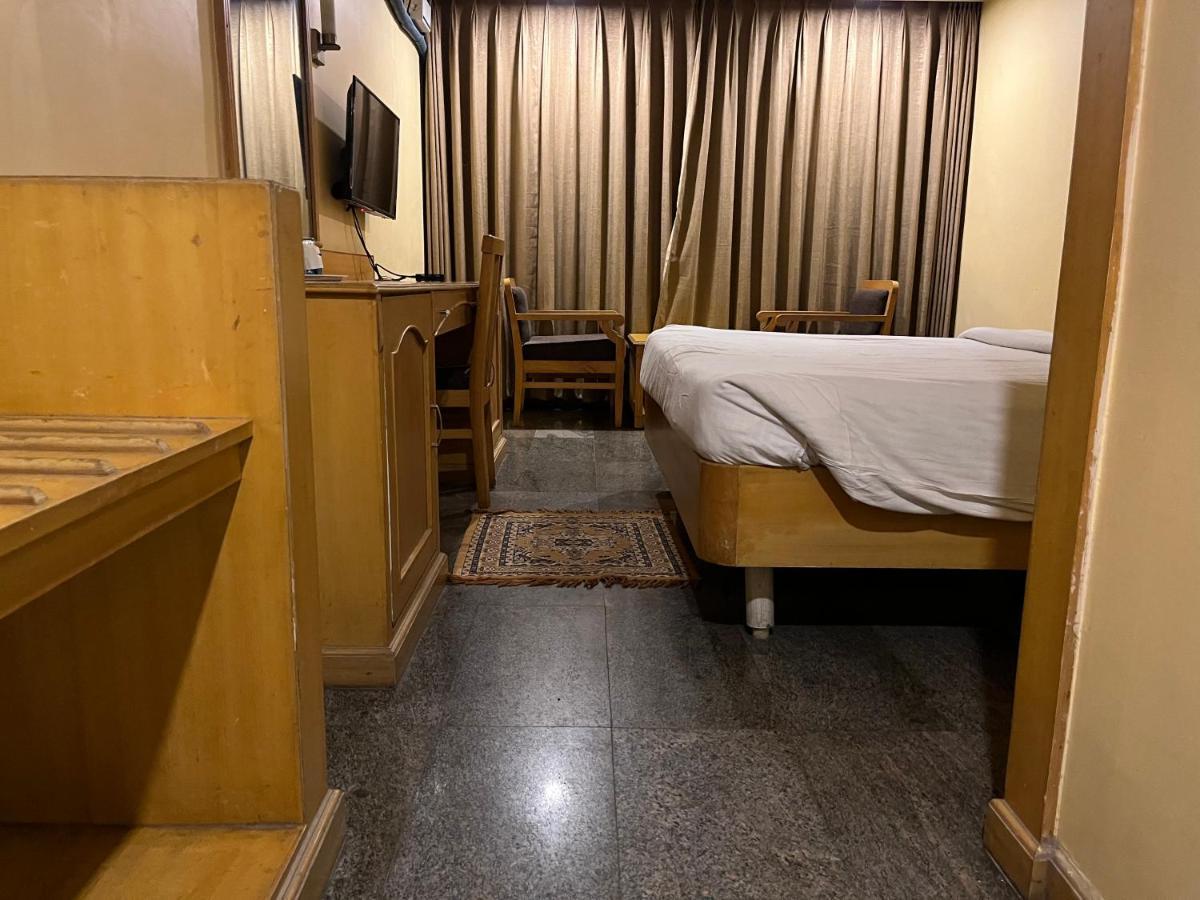 Asr Guesthouse Tirupati Ngoại thất bức ảnh